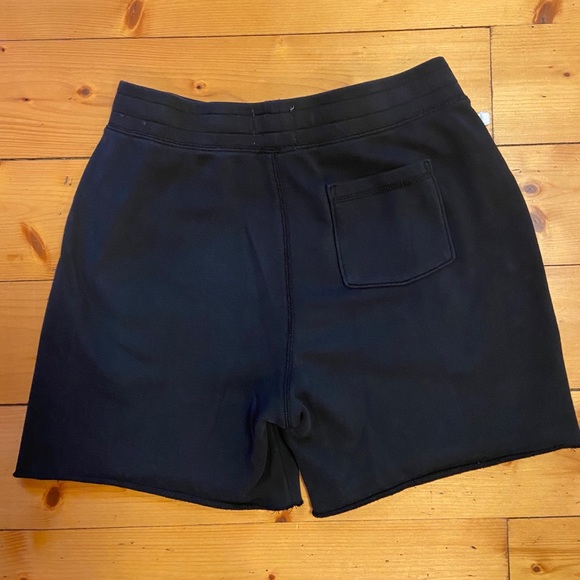 Men’s Hollister Jogger Shorts - Picture 2 of 3